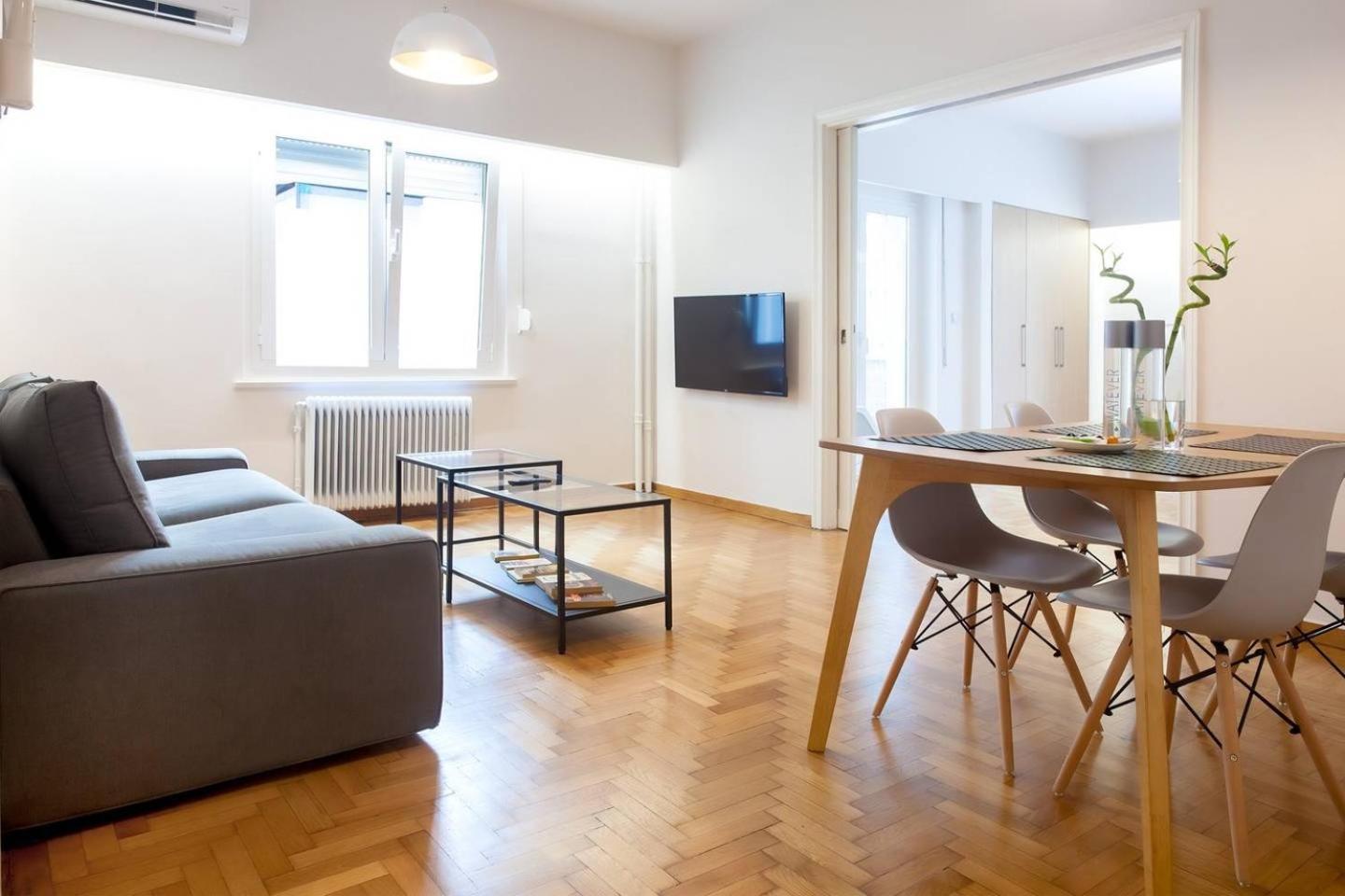 Toni'S 2Bd Home In Centre, 15 Sec To Metro アテネ エクステリア 写真